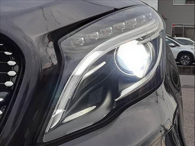 GLAクラス GLA250 4マチック スポーツ レーダーセーフティパッケージ アダプティブクルーズコントロール 純正HDDナビ バックカメラ ブラインドスポットモニター 禁煙車 Bluetooth 衝突軽減ブレーキ シートヒーター付パワーシート(12枚目)