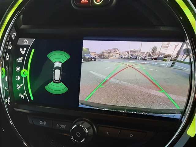 ���o�b�N�J����