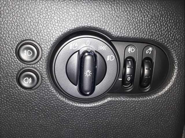 ���w�b�h���C�g�X�C�b�`