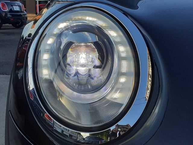 ☆点灯時ヘッドライト