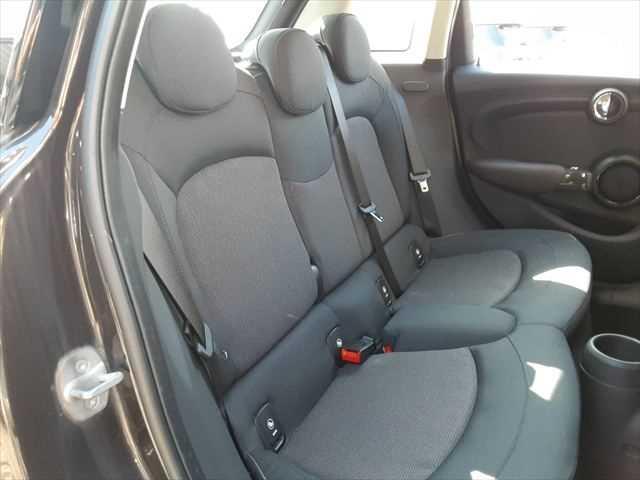 ���^�]�ȑ��Q��ڃV�[�g