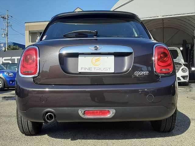 �O�ꂵ���@�֌n�`�F�b�N�A���ɓ_�����s���A�[�ԑO�͖@�萮�������{���Ă���܂��B�����S���������I�I