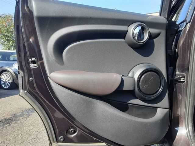 ���h�A�g����