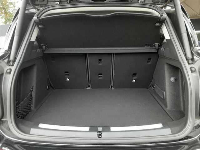 MINI クーパーD クロスオーバー ペッパーパッケージ LEDヘッドライト アダプティブクルーズコントロール 純正タッチパネルナビ バックカメラ 禁煙車 パーキングディスタンスコントロール オプション18インチアロイホイール(9枚目)