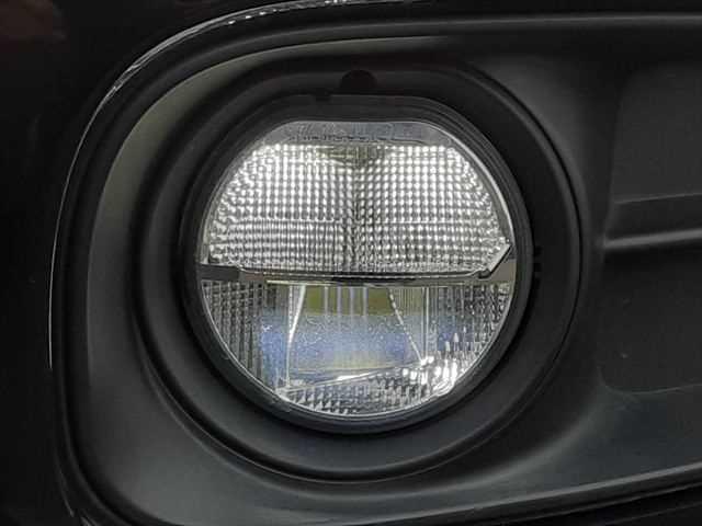 MINI クーパーD クロスオーバー ペッパーパッケージ LEDヘッドライト アダプティブクルーズコントロール 純正タッチパネルナビ バックカメラ 禁煙車 パーキングディスタンスコントロール オプション18インチアロイホイール(12枚目)