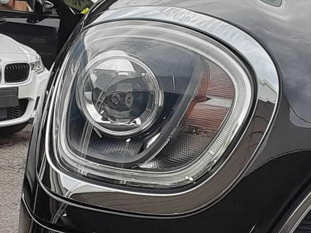 MINI クーパーD クロスオーバー ペッパーパッケージ LEDヘッドライト アダプティブクルーズコントロール 純正タッチパネルナビ バックカメラ 禁煙車 パーキングディスタンスコントロール オプション18インチアロイホイール(21枚目)