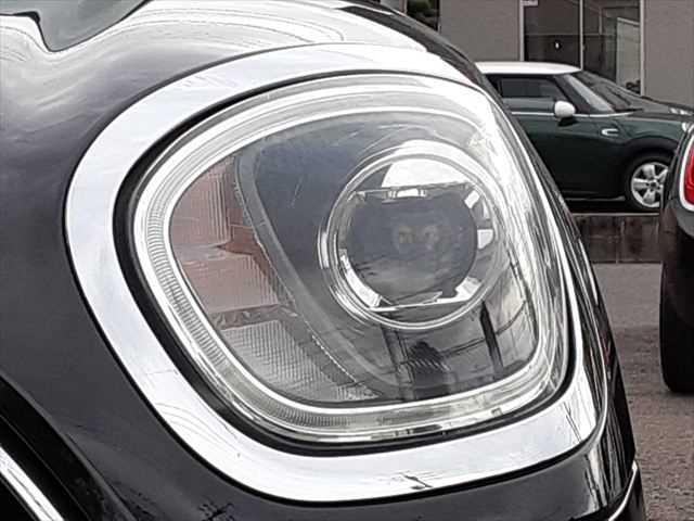 MINI クーパーD クロスオーバー ペッパーパッケージ LEDヘッドライト アダプティブクルーズコントロール 純正タッチパネルナビ バックカメラ 禁煙車 パーキングディスタンスコントロール オプション18インチアロイホイール(22枚目)