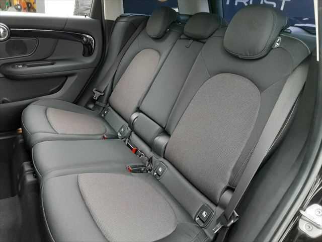 MINI クーパーD クロスオーバー ペッパーパッケージ LEDヘッドライト アダプティブクルーズコントロール 純正タッチパネルナビ バックカメラ 禁煙車 パーキングディスタンスコントロール オプション18インチアロイホイール(32枚目)