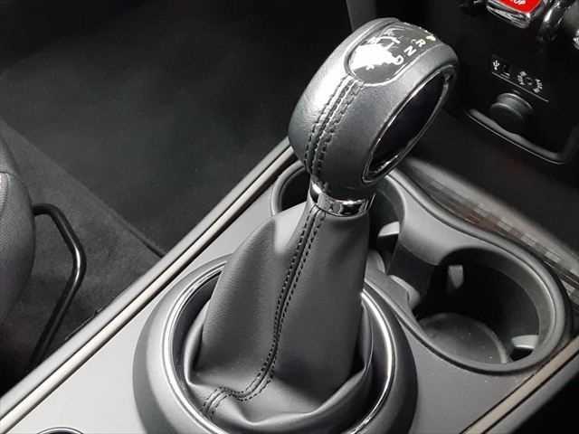 MINI クーパーD クロスオーバー ペッパーパッケージ LEDヘッドライト アダプティブクルーズコントロール 純正タッチパネルナビ バックカメラ 禁煙車 パーキングディスタンスコントロール オプション18インチアロイホイール(33枚目)