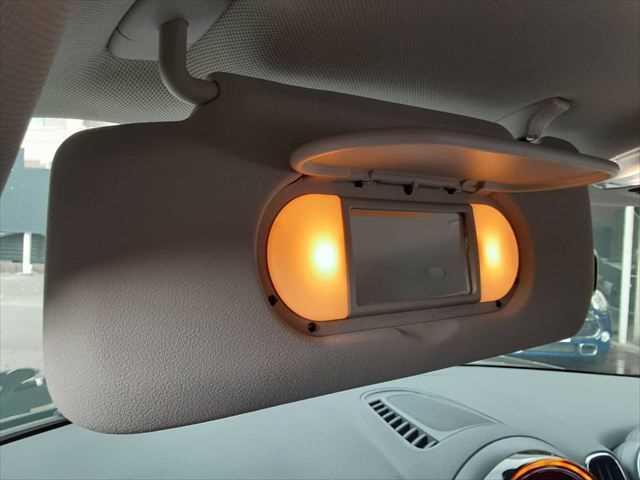 MINI クーパーD クロスオーバー ペッパーパッケージ LEDヘッドライト アダプティブクルーズコントロール 純正タッチパネルナビ バックカメラ 禁煙車 パーキングディスタンスコントロール オプション18インチアロイホイール(52枚目)