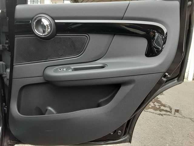 MINI クーパーD クロスオーバー ペッパーパッケージ LEDヘッドライト アダプティブクルーズコントロール 純正タッチパネルナビ バックカメラ 禁煙車 パーキングディスタンスコントロール オプション18インチアロイホイール(58枚目)