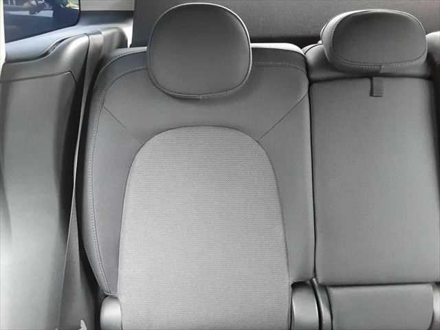 MINI クーパーD クロスオーバー ペッパーパッケージ LEDヘッドライト アダプティブクルーズコントロール 純正タッチパネルナビ バックカメラ 禁煙車 パーキングディスタンスコントロール オプション18インチアロイホイール(59枚目)