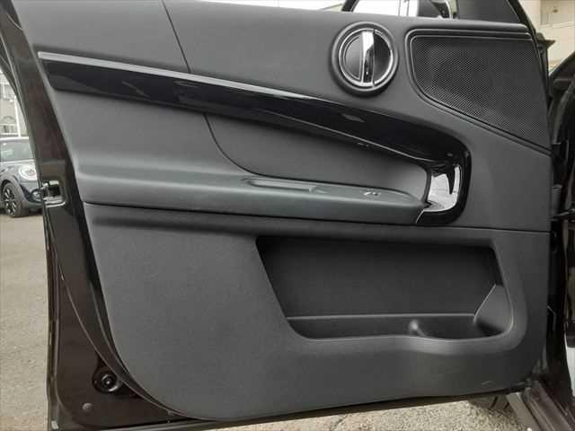 MINI クーパーD クロスオーバー ペッパーパッケージ LEDヘッドライト アダプティブクルーズコントロール 純正タッチパネルナビ バックカメラ 禁煙車 パーキングディスタンスコントロール オプション18インチアロイホイール(61枚目)