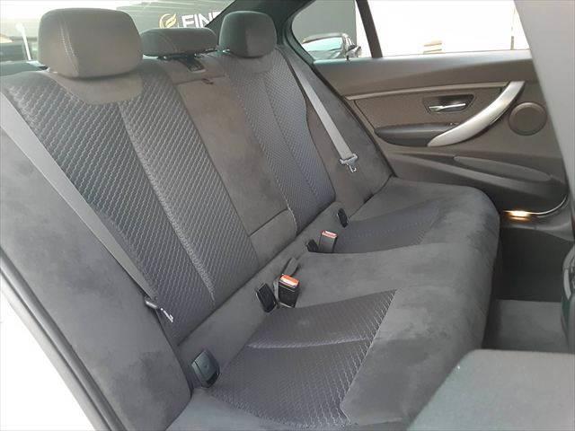 ３シリーズ ３２０ｄ　Ｍスポーツ　純正ＨＤＤナビ　クルーズコントロール　バックカメラ　ＨＩＤヘッドライト　パワーシート　シートメモリー　禁煙車　Ｂｌｕｅｔｏｏｔｈ　インテリジェントセーフティ　ミュージックサーバー　ＥＴＣ（8枚目）