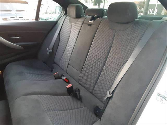 ３シリーズ ３２０ｄ　Ｍスポーツ　純正ＨＤＤナビ　クルーズコントロール　バックカメラ　ＨＩＤヘッドライト　パワーシート　シートメモリー　禁煙車　Ｂｌｕｅｔｏｏｔｈ　インテリジェントセーフティ　ミュージックサーバー　ＥＴＣ（32枚目）