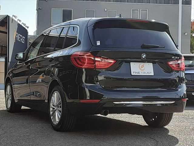 ���Ԃł��z���̏ꍇ�A�����P�X���t����C���^�[���疼�É����ʂɖ�T���B�d�Ԃł��z���̏ꍇ�A�Ŋ��w�u�i�q�t����w�v�ɂȂ�܂��B