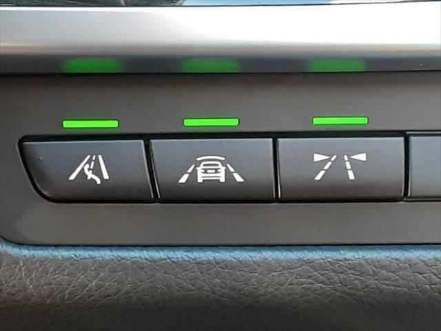 ☆レーンディパーチャーウォーニング　衝突軽減ブレーキ　レーン逸脱アラーム