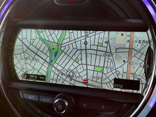 ＭＩＮＩ クーパーＤ　ペッパーパッケージ　コンフォートアクセス　ＬＥＤヘッドライト　禁煙車　純正ＨＤＤナビ　Ｂｌｕｅｔｏｏｔｈ　ミュージックサーバー　ＥＴＣ　アイドリングストップ　スマートキー　盗難防止装置　電動格納ミラー（4枚目）