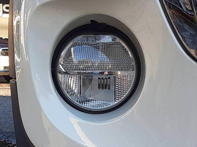 ＭＩＮＩ クーパーＤ　ペッパーパッケージ　コンフォートアクセス　ＬＥＤヘッドライト　禁煙車　純正ＨＤＤナビ　Ｂｌｕｅｔｏｏｔｈ　ミュージックサーバー　ＥＴＣ　アイドリングストップ　スマートキー　盗難防止装置　電動格納ミラー（22枚目）