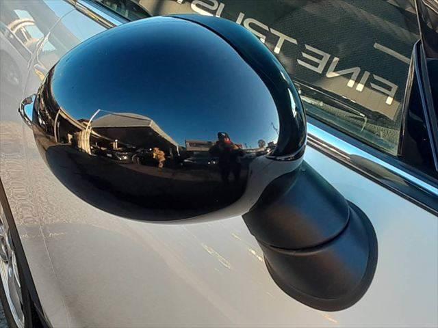 ＭＩＮＩ クーパーＤ　ペッパーパッケージ　コンフォートアクセス　ＬＥＤヘッドライト　禁煙車　純正ＨＤＤナビ　Ｂｌｕｅｔｏｏｔｈ　ミュージックサーバー　ＥＴＣ　アイドリングストップ　スマートキー　盗難防止装置　電動格納ミラー（24枚目）