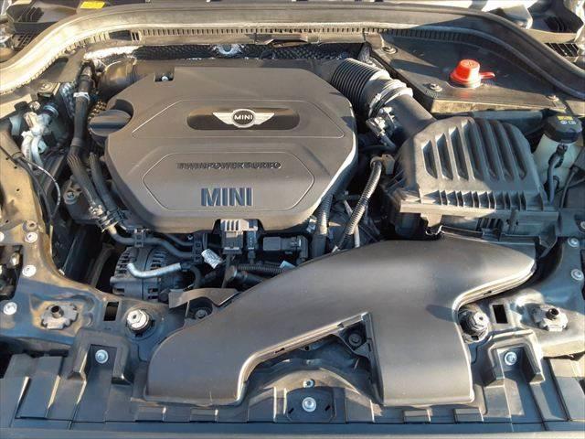 ＭＩＮＩ クーパーＤ　ペッパーパッケージ　コンフォートアクセス　ＬＥＤヘッドライト　禁煙車　純正ＨＤＤナビ　Ｂｌｕｅｔｏｏｔｈ　ミュージックサーバー　ＥＴＣ　アイドリングストップ　スマートキー　盗難防止装置　電動格納ミラー（29枚目）