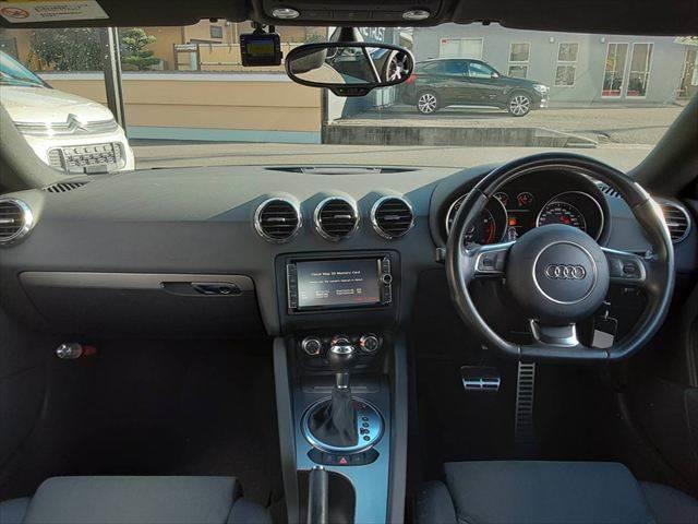 TTクーペ 1.8TFSI RHD 純正ナビ バックカメラ Bluetooth ETC(3枚目)
