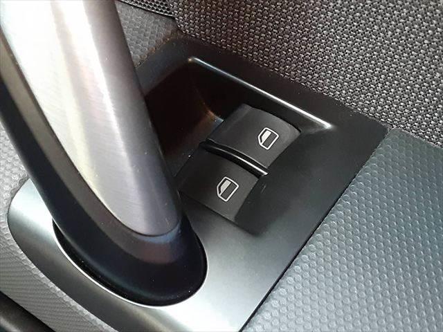 TTクーペ 1.8TFSI RHD 純正ナビ バックカメラ Bluetooth ETC(41枚目)