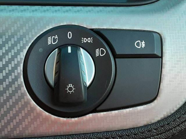 Z4 sDrive20i M Sport 本革 シートヒーター パワーシート 禁煙車(37枚目)