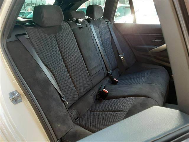 3シリーズ 320iツーリング Mスポーツ パノラマサンルーフ レーダークルーズコントロール 純正HDDナビ 禁煙車 バックカメラ インテリジェントセーフティ 電動リアゲート オプション19インチAW ETC LEDヘッドライト 障害物センサー(8枚目)