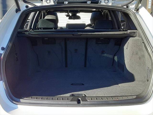 3シリーズ 320iツーリング Mスポーツ パノラマサンルーフ レーダークルーズコントロール 純正HDDナビ 禁煙車 バックカメラ インテリジェントセーフティ 電動リアゲート オプション19インチAW ETC LEDヘッドライト 障害物センサー(9枚目)