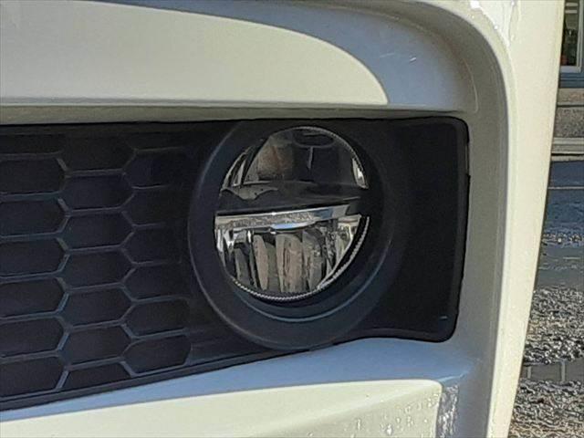 3シリーズ 320iツーリング Mスポーツ パノラマサンルーフ レーダークルーズコントロール 純正HDDナビ 禁煙車 バックカメラ インテリジェントセーフティ 電動リアゲート オプション19インチAW ETC LEDヘッドライト 障害物センサー(24枚目)