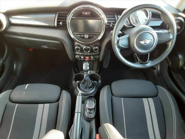 MINI COOPER S ペッパーパッケージ LEDライト 純正ナビ(3枚目)