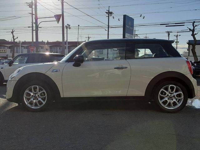 MINI COOPER S ペッパーパッケージ LEDライト 純正ナビ(19枚目)