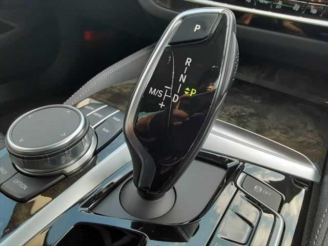 ���V�t�g����