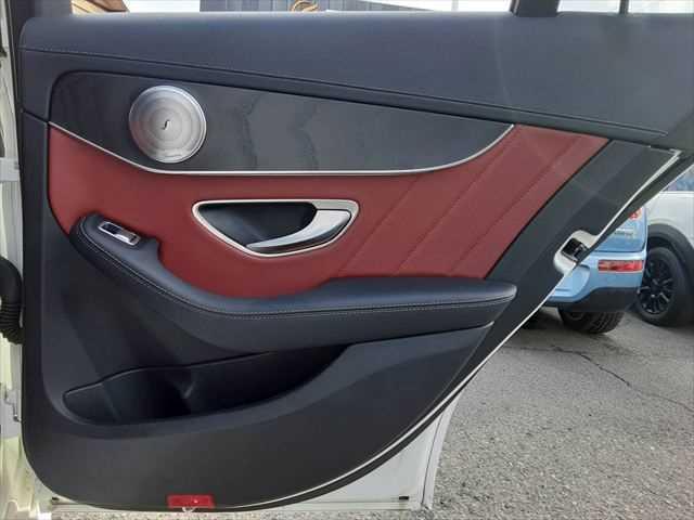 ���h�A�g����