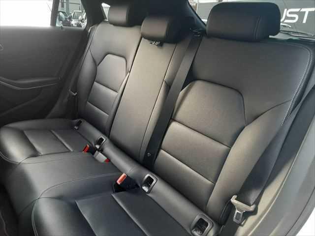 ������ȑ��Q��ڃV�[�g