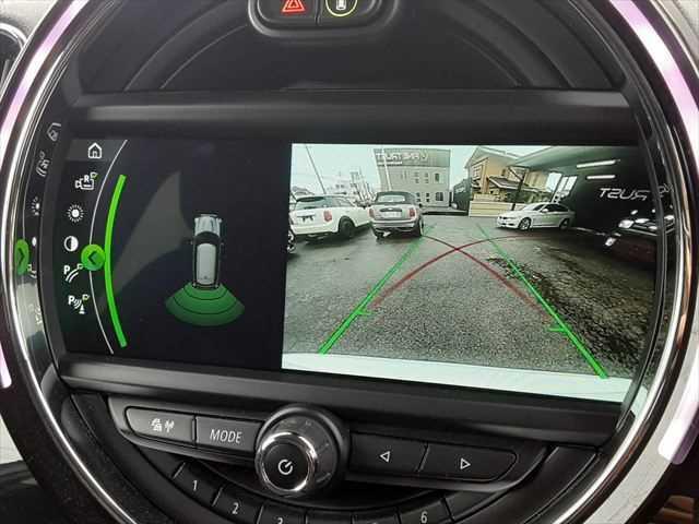 ���o�b�N�J����