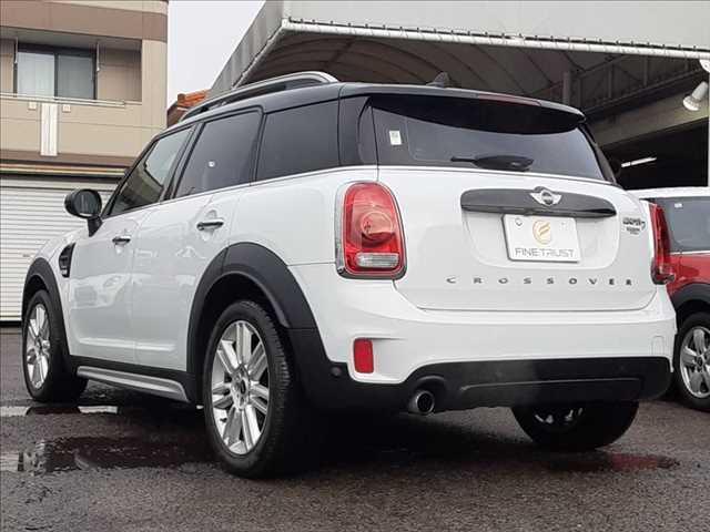 ���Ԃł��z���̏ꍇ�A�����P�X���t����C���^�[���疼�É����ʂɖ�T���B�d�Ԃł��z���̏ꍇ�A�Ŋ��w�u�i�q�t����w�v�ɂȂ�܂��B