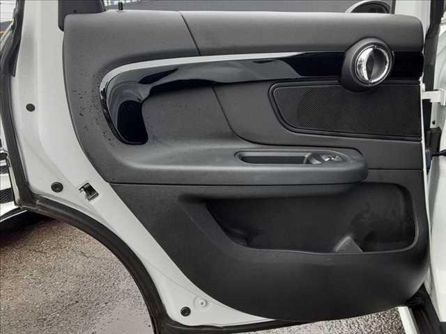 ���h�A�g����