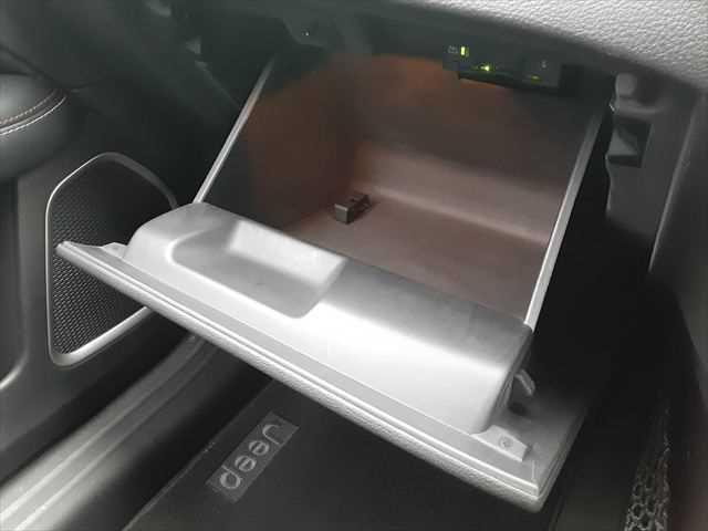 ���O���[�u�{�b�N�X