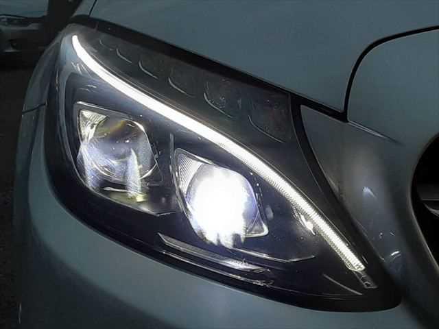 ���w�b�h���C�g�_����