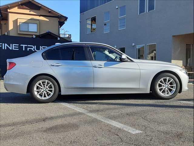 �P�R�N�o�߁A�P�O�����������̎ԗ��ł���΍Œ��Q�N�Ԃ̕ۏ؂ɂ��������������܂��B���Ԓ��̑��s�����A�C���񐔂͂Ȃ�Ɩ����������A���Օi�ȊO��ΏۂƂ����L�͈͂̕ۏ؃v���������p�ӂ������Ă���܂��B