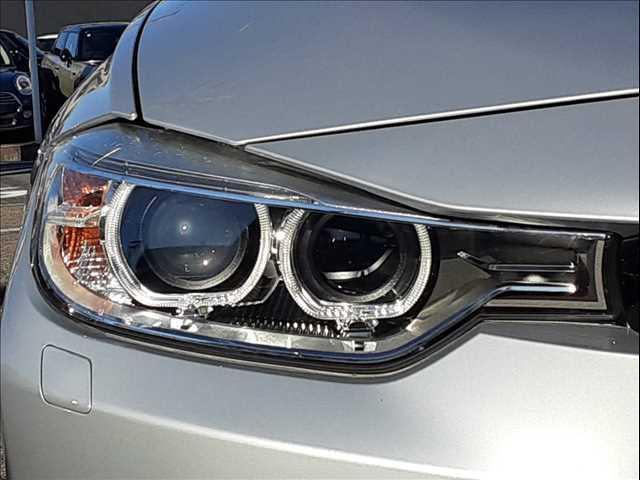 ���w�b�h���C�g