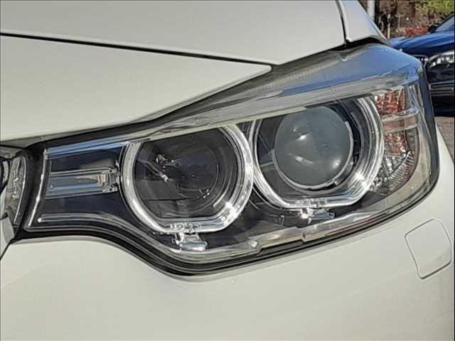 ���w�b�h���C�g