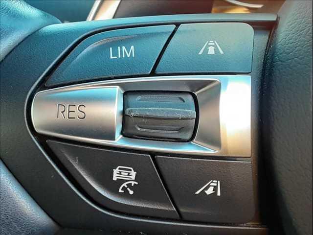 �����[�_�[�N���[�Y�R���g���[��