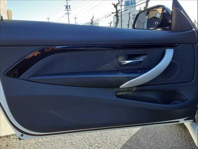 ���h�A�g����