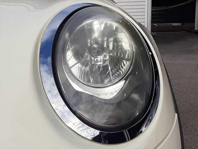 ＭＩＮＩ クーパー　ＬＥＤヘッドライト　純正ＨＤＤナビ　バックカメラ　Ｂｌｕｅｔｏｏｔｈ　ＭＴモード付オートマチックシフト　禁煙車　キーレスエントリー　純正１５インチアルミホイール　ミュージックサーバー（21枚目）