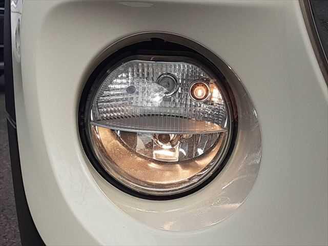 ＭＩＮＩ クーパー　ＬＥＤヘッドライト　純正ＨＤＤナビ　バックカメラ　Ｂｌｕｅｔｏｏｔｈ　ＭＴモード付オートマチックシフト　禁煙車　キーレスエントリー　純正１５インチアルミホイール　ミュージックサーバー（46枚目）