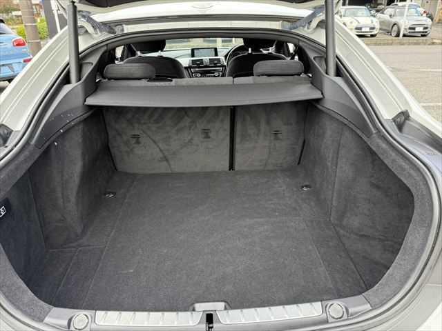 �����Q�b�W�X�y�[�X