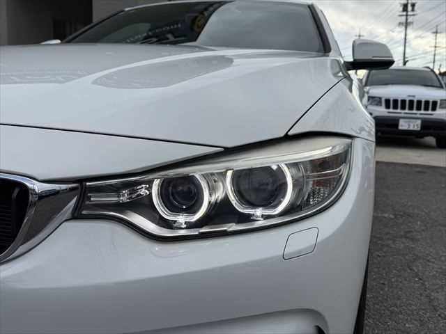 �����w�b�h���C�g